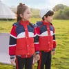 Nuevo uniforme escolar de primavera y otoño para jardín de infantes para estudiantes de primaria uniforme de clase para niños para maestros y estudiantes estudiantes de secundaria y preparatoria traje de cuatro piezas