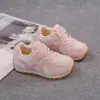 Tênis Esportivo Infantil 2026 Modelo Novo de Primavera para Meninas com Velcro, Malha Respirável, Sapatos de Treino Alemães, Tênis Casuais para Meninos, Sapatos Forrest Gump