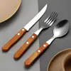 Cubiertos Western de Acero Inoxidable Hotel Restaurante Regaliz Mango de Madera Cuchillo para Bistec Tenedor Cuchara Juego de Tres Piezas Venta Directa del Fabricante