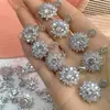 Explosões Pingente Deusa Sol Prateado Totalmente Cravejado com Diamante Flores Brilhantes Zircônia de Grau Fornecimento ao Vivo Extensivo
