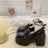 Sapatos Mary Jane de Salto Grosso para Mulheres 2026 Outono Estilo Britânico Sapatos Pequenos de Couro com Solado Grosso Mocassins que Aumentam a Altura Sapatos JK Japoneses