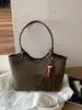 Bolso tote para mujer, nueva colección otoño/invierno 2026, elegante y versátil, con un toque de alta gama, gran capacidad, adecuado para ir al trabajo y diseñado como bolso de axila o bolso de hombro