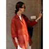 Camisa de ramio roja para mujer, nuevo estilo de verano 2026, cárdigan protector solar, camisa de manga larga para aire acondicionado, top fino