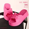 Chanclas de Tacón Alto con Plataforma Gruesa de 7.0 cm para Mujer, Adecuadas para Uso en Exteriores, Nuevos Sandalias de Moda Estilo Eva para Mujer Verano 2026