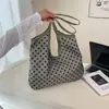 Bolsa de Mano tipo Tote Casual Coreana al por Mayor para Mujer 2025 Otoño Nuevo Lunares Gran Capacidad Bolso de Hombro de Moda Bolso de Axila