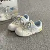 Zapatos de Entrenamiento Moral para Estudiantes, Zapatos de Pan con Suela Gruesa para Mujer, Nuevos Populares de Primavera 2026, Casual Versátil, Deportivos Blancos de Suela Suave