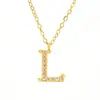 En Stock al por Mayor Colgante Alfabeto de 26 Letras con Diamantes de Acero Inoxidable Europeo y Americano Cadena para Clavícula Collar de Acero de Titanio para Mujeres