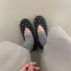 Outono Inverno 2026 Sapatos Mary Jane Simples com Plus Veludo Feminino Retro Bolinhas Corte Baixo Sapatilhas Quentes Sapatos Femininos de Fundo Plano