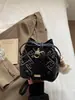 Bolsa de Ombro Única Estilo Coreano Tendência, Bolsa Transversal Casual Fashion e Versátil, Bolsa Saco Acolchoada Color-Blocking Design de Nicho