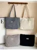 Bolso tote de gran capacidad para mujer, nuevo bolso de hombro de pana de moda 2026, bolso de axila estilo ins con temática de bosque, bolso de mano