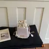 Bolso de Mano Estilo Ins con Cordón de Lujo Ligero Francés 2026 Forma de Caja Color Sólido Nuevo Elegante con Cadena de Perlas para Mujer, de Hombro y Cruzado