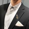 Broche de cobra retrô europeu e americano para homens casaco de terno para todos os pares anel clássico feminino cobra dupla nicho animal corpete