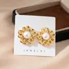 Brincos Florais de Luxo Leve e de Alta Qualidade para a Primavera, Brincos de Pérola Elegantes, Joias Atravessando Fronteiras para Atacado