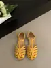 Primer Encuentro Ji Tejido Hueco Cabeza Suela Suave Sandalias Birkenstock Zapatos de Mujer 2026 Nuevo Verano Retro Fondo Plano Rojo