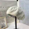 Boina Femenina Estilo Coreano Estilo Japonés Primavera y Verano Versátil Patrón Vertical Gorra Octogonal de Botón Moda Retro Británica que Muestra la Cara Sombrero Pequeño