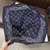 Bufanda de Seda de Nuevo Estilo para Mujer, Moderna y Versátil, Pañuelo Cuadrado de 70 cm, Bufanda para el Cuello Estilo Coreano, Pañuelo Retro para Primavera y Otoño, Pañuelo para la Cabeza