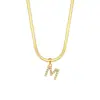 Joyería Popular Transfronteriza Europea y Americana con Colgante de Letra para Mujer Acero Inoxidable Chapado en Oro de 18 Quilates Cadena de Serpiente Plana Collar con Letra de Perla