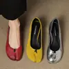 Zapatos Nuevos de Piel de Oveja Cómodos y Suaves para Mujer, Zapatos Casuales de Piel Genuina de Tacón Medio, Tacón Cuadrado, Caña Baja, Zapatos Pequeños de Cuero para Todas las Estaciones