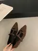 Sapatos Mary Jane com design de estampa de leopardo estilo retrô que aumentam a altura para mulheres, novo estilo outono 2026, com saias, estilo coreano, temperamento, sapatos de salto único