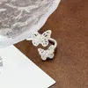 Anillo de Lujo Ligero de Diseño de Nicho con Lazo Hoja de Arce Circonita para Mujer Moda Elegante Exquisito Apilable de Gama Alta Anillo para Dedo Índice