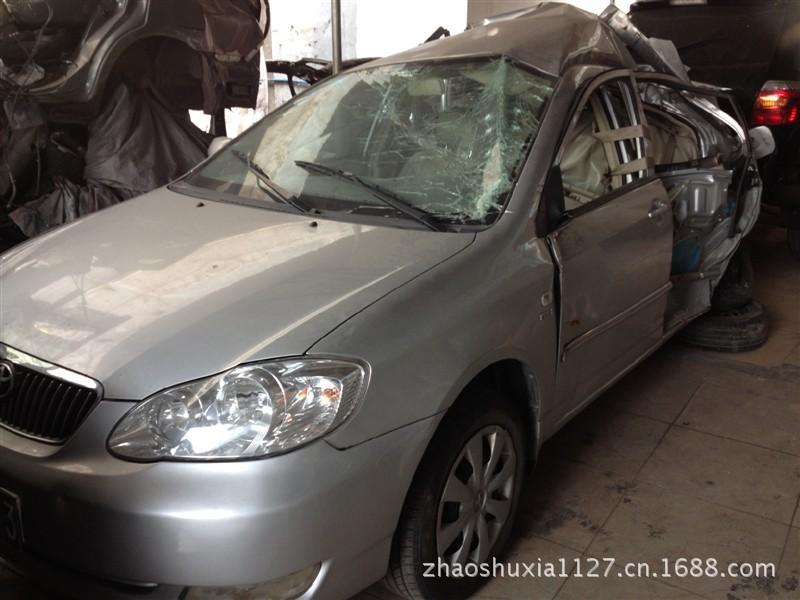 08年款丰田花冠前机盖,前大灯