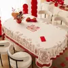 Mantel para mesa de centro de boda rojo, impermeable, a prueba de aceite, lavable, nuevo modelo 2025, ambiente festivo con personajes "felices" para la sala de bodas