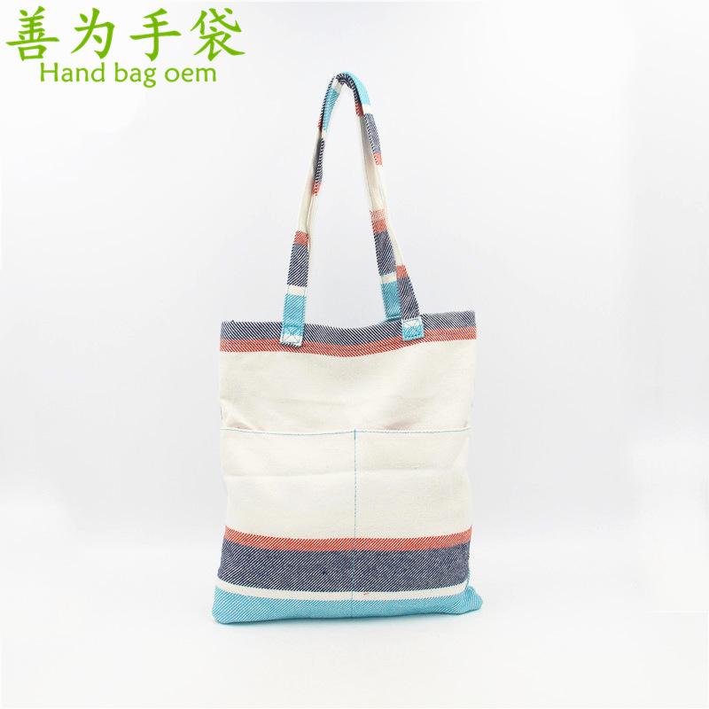 3666828592_613640071