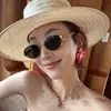 Gafas de Sol Metálicas con Montura Ovalada Estilo Retro Old Money para Mujer, Moda de Alta Gama, Diseño Elegante y Único, Gafas de Sol Versátiles