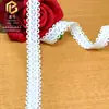 Encaje Bordado de Seda de Leche 1.5cm Accesorios de Ropa Nuevos Productos en Stock Tela de Encaje al por Mayor Código de Barras de Encaje