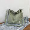 North 25 Nueva Bolsa de Hombro Plisada con Cordón de Tela de Nailon Impermeable de Gran Capacidad Viaje Ocio Bandolera Tipo Cubo