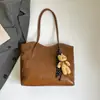 Bolsa Tote Grande Capacidade Transfronteiriça Nova Bolsa Urbana Feminina para o Dia a Dia Bolsa de Ombro Única Feminina Textura Popular de Nicho para o Dia a Dia