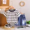 Conjunto de Verano Nuevo 2026 para Niños de Manga Corta para Niños, Elegante Top Rayado de Cuello Redondo y Conjunto de Dos Piezas de Shorts Moderno