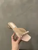 Sandalias slip-on estilo francés con lazo, nuevo modelo de verano 2025, zapatos de hada para mujer, sandalias elegantes de tacón grueso para uso en exteriores