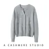 Novo cardigã de malha 100% caxemira pura da moda outono e inverno com design de pônei bordado estiloso, gola redonda elegante e quente para mulheres