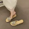 Chanclas de cuña estilo hada francesa con fuegos artificiales de pedrería para mujer, nuevo estilo de noche 2026 Sandalias de playa para vacaciones