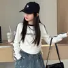 Conjunto de Camiseta de Manga Larga para Niñas Otoño 2026 con Cordón, Pantalones de Pierna Ancha de Mezclilla Estilo Coreano con Solapa Trasera para Niños Mayores, Moderno