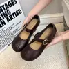 Zapatos planos Fake toe 2026 Mary Jane que aumentan la altura para mujer, estilo retro de bosque francés suave de otoño, zapatos pequeños de cuero para mujer