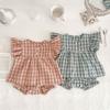 Ropa de Verano para Bebé Estilo Nuevo Manga Volante Cuadros Camisa Babydoll Conjunto de Shorts Ropa de Moda para Niña Top + Cubierta Conjunto de Dos Piezas