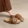Pantuflas esponjosas estilo hada Gu Yun, nuevo modelo otoño e invierno 2026 para usar al aire libre, sandalias tipo chancla de moda estilo Birkenstock