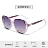 Óculos de Sol Femininos Vintage de Armação Grande com Lentes Polarizadas de Alta Definição, Armação de PC, Hastes com Design de Strass e Laca, Óculos de Sol Elegantes para Proteger do Sol