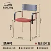 Silla de comedor de estilo vintage cuidadosamente seleccionada con reposabrazos, silla con respaldo de madera maciza, silla de estilo de montaña, silla de comedor simple, silla con respaldo, sillón