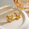 Pendientes florales metálicos lujosos y sofisticados, diseño de nicho, estilo minimalista, pendientes únicos con circonita y perla para mujer