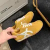 Zapatillas de Entrenamiento Alemanas para Mujer Primavera 2026 Nuevas Zapatillas Casuales de Suela Suave, Zapatos Blancos Ligeros Retro Súper Populares