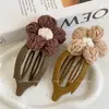 Marrón leche Otoño e Invierno Felpa Flor Pinza para el Cabello Pinza de Agarre para Mujer Cabeza Pinza de Tiburón de Pelo Pinza para el Cabello Tocado