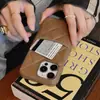 Funda de teléfono móvil color Maillard estilo Chanel para 15Pro max/14pro compatible con iPhone13pro cuero tarjeta