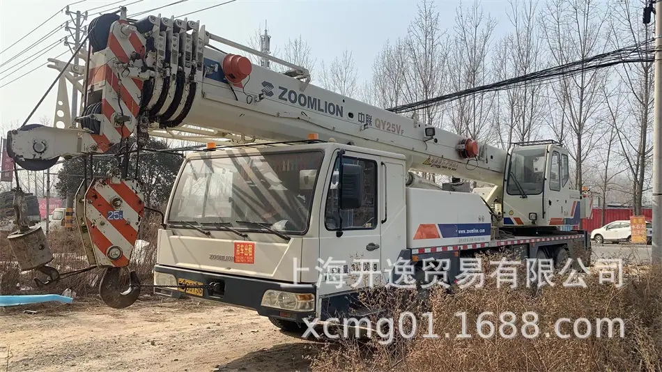 crane (30)