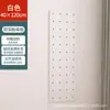 Estante de exhibición de pared de tablero perforado de madera maciza al por mayor estante de almacenamiento de partición decorativa estante de almacenamiento de pasillo de madera para colgar en la pared