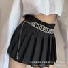 Con cadena de cintura de falda plisada Traje decorativo de verano estilo Chanel para mujer Cinturón fino Sello de cintura de cadena de moda Cinturón para pantalones de cintura