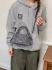 Bolso tote de ante de lunares de alta gama, nicho, para mujer, nueva colección otoño 2026, bolso de mano exquisito y versátil, bolso tipo almohada