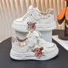 Tênis Infantil para Ensino Fundamental 2026 Primavera e Outono Novos Sapatos Brancos Casuais Respiráveis Moda Desenho Tênis Esportivos Sapatos para Meninas
